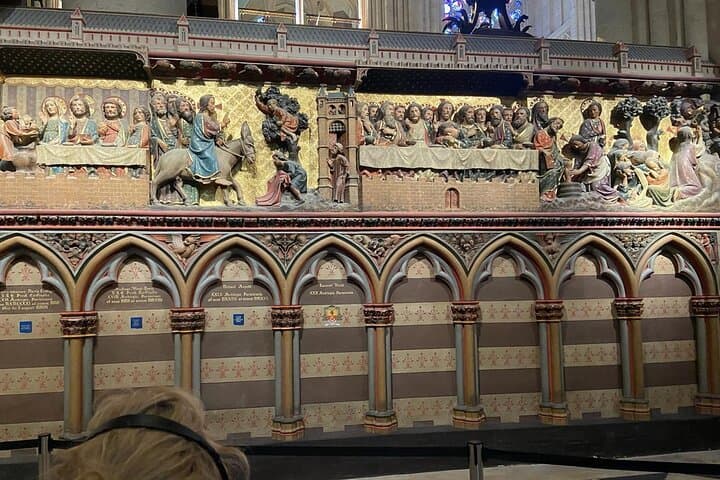 Notre‑Dame Cathedral Small Group Indoor Guided Tour