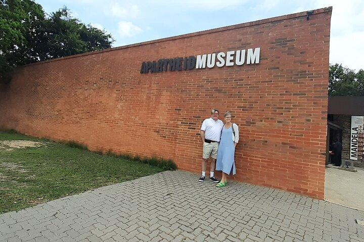 Cradle of Humankind/sterkfontein caves & Apartheid Museum Tour