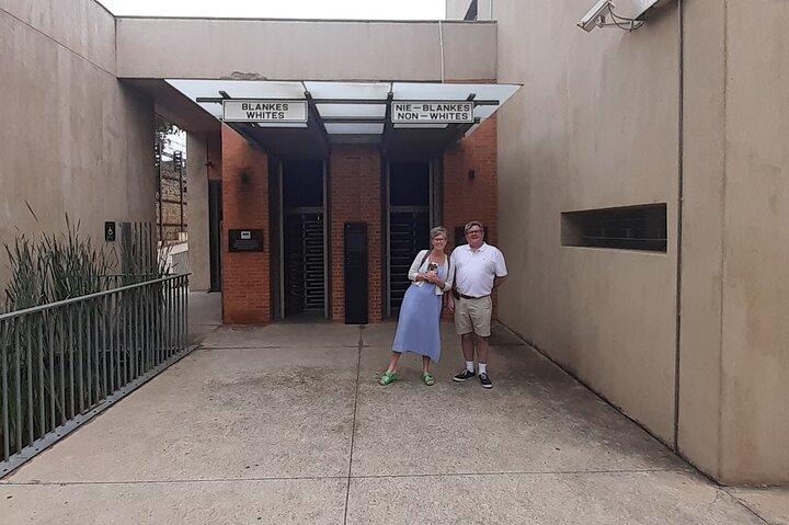 Cradle of Humankind/sterkfontein caves & Apartheid Museum Tour