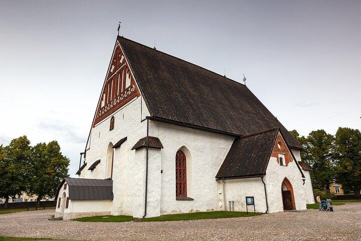 Day to Porvoo from Helsinki: Medieval Old Town Guided Tour