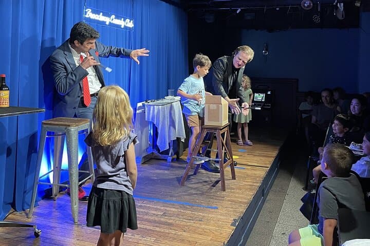 NYC: Magic Show for All Ages - Broadway Magic Hour (Times Square)