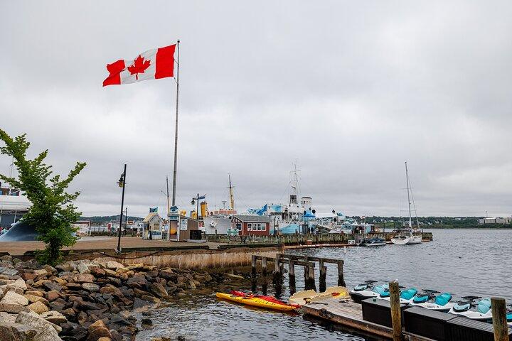 Peggy’s Cove Small Group Sunset Tour from Halifax