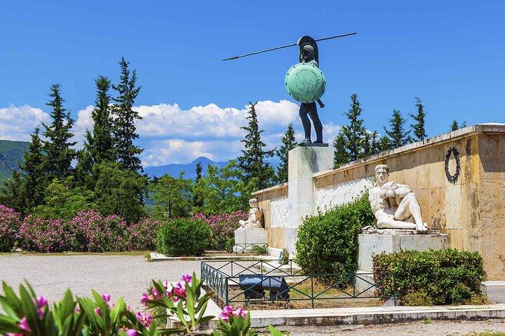 Delphi and Thermopylae Private Tour from Athens