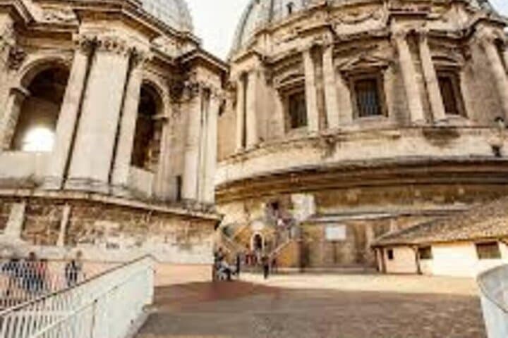 St. Peter’s Basilica Premium Hosted Entry &Audio Guide Experience