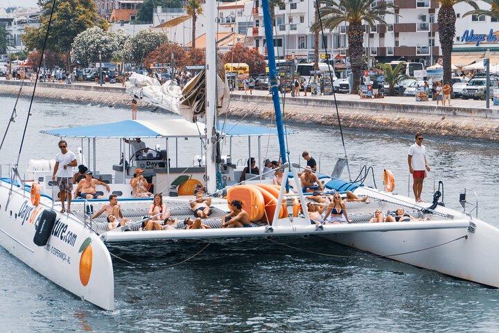 Golden Coast Sailing Tour for 3.5 hours in Ponta da Piedade Lagos