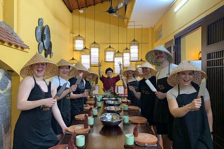 Hanoi: Cook 2–5 Vietnamese Dishes With Traditional Tea Ceremony