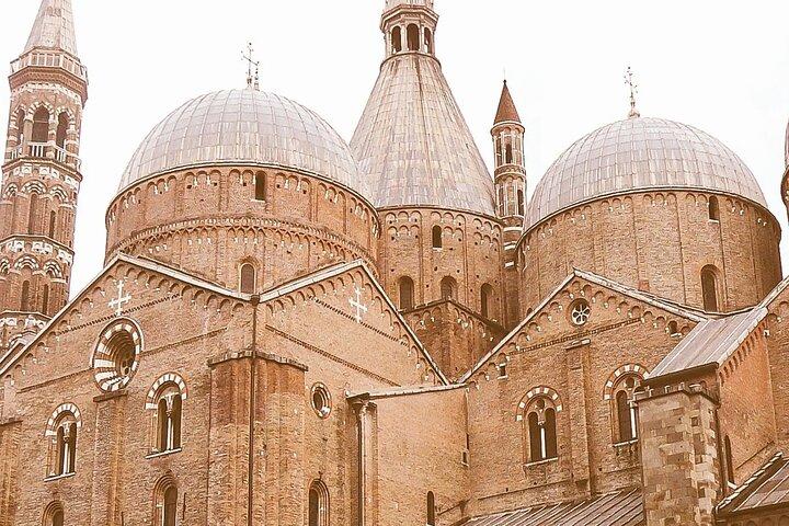 Padova Private Walking Tour with a Local