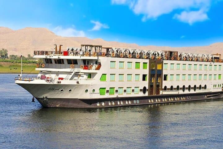 5-Day Luxury Nile Cruise Luxor to Aswan with Private Excursions