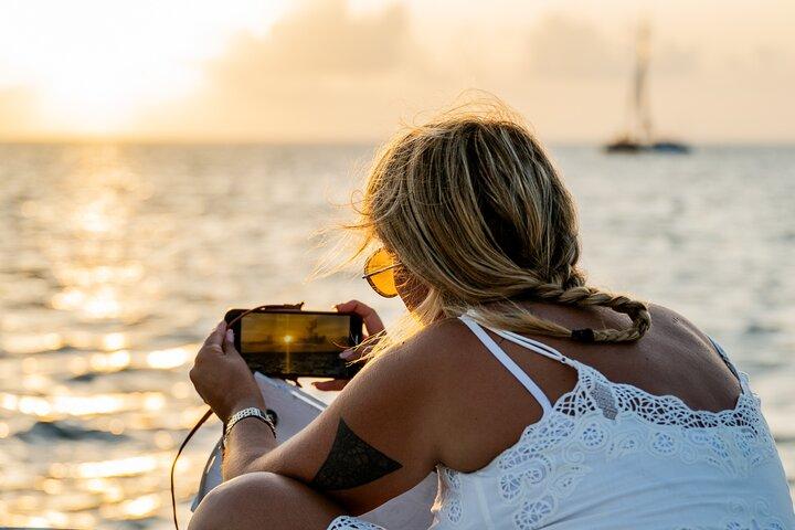 Key West Sunset Sail: Dolphin Watching, Wine, and Tapas