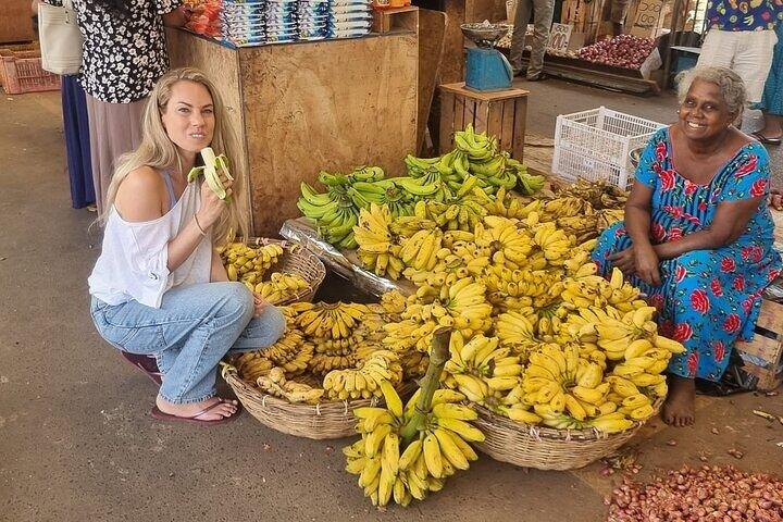 Negombo Express Food Tour with 7+ Tastings