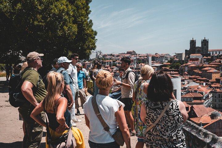 Guided tour of Porto Old Town in German with insider tips