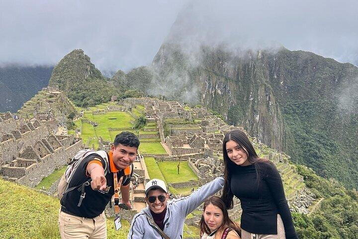 Cusco : 4 days | city tour | Sacred Valley | Machupicchu |