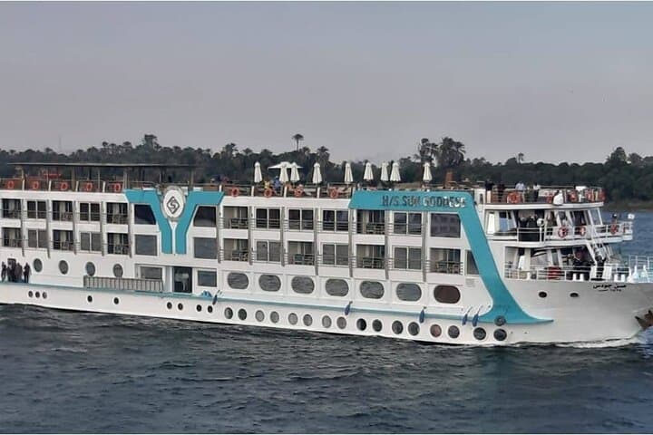 5 Days 4 nights Nile Cruise From Luxor to Aswan with sights sing
