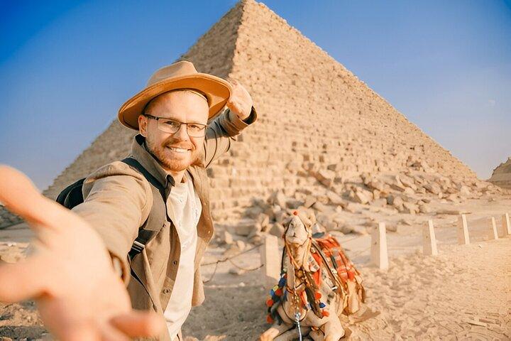 Private Tour to Giza Pyramids and Sphinx