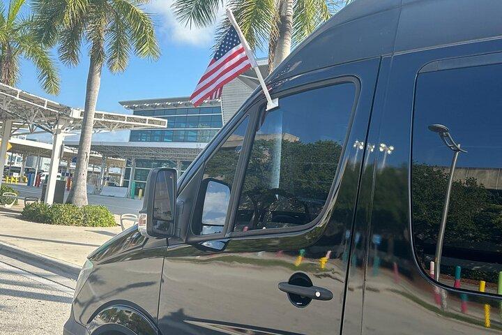 Miami Port Transportation Service Transfer to Miami Int'l Airport