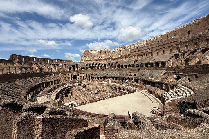 Tour Colosseum, Palatine Hill And Roman Forum