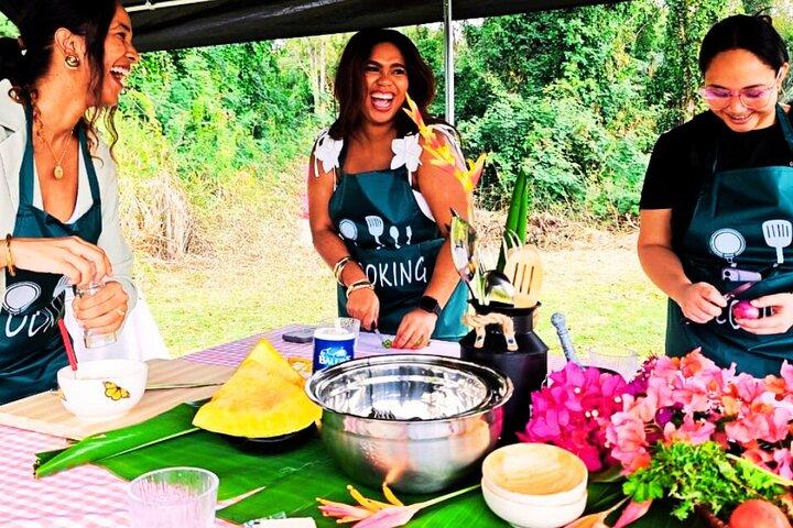 Outdoor Traditional Cooking Class in Mauritius