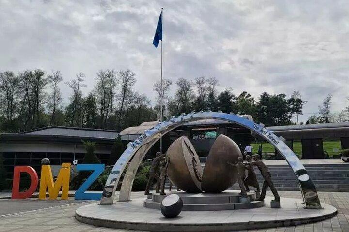 DMZ 3rd Tunnel Dora Observatory Korea History Tour Seoul