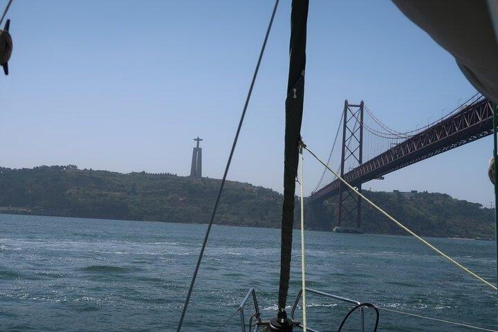 Morning Sailing Tour on Lisbon Tagus River