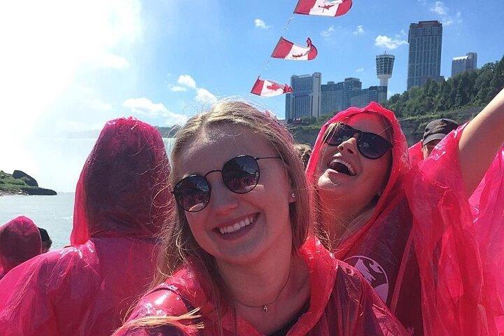 Niagara Falls and Niagara-on-the-Lake Ultimate Day Tour