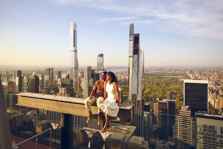 VIP Top of the Rock Pass: Guided Tour, The Beam, SKYLIFT and more
