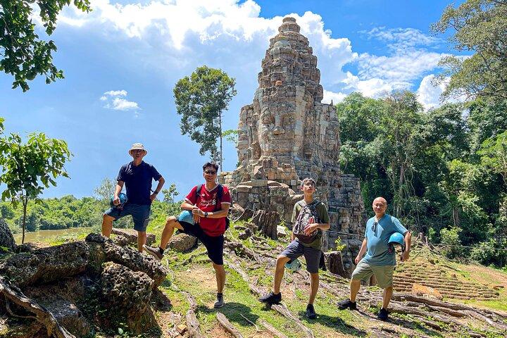 3 Day Angkor Wat Kulen Mountain Beng Mealea and Floating village