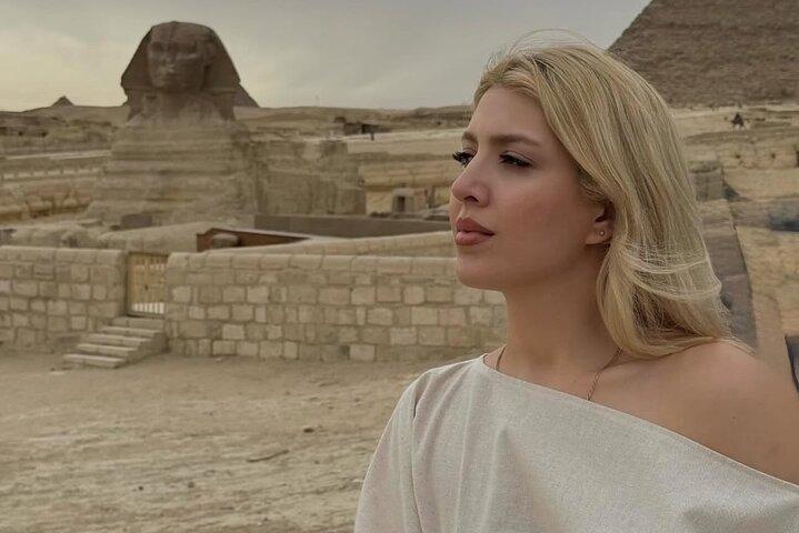 Private Tour in Pyramids of Giza with Lunch and Camel Ride