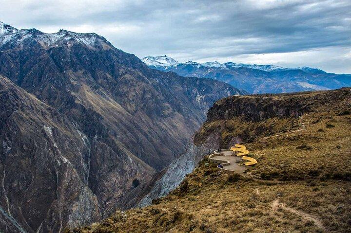 Colca Canyon Full Day Tour from Arequipa to Puno