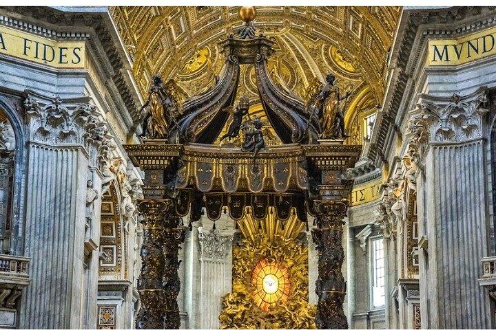 Skip the Line St Peter Basilica Papal Tomb Tomb With Audio Guide