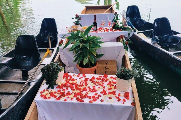 Lake Duluti Luxury Canoe Tour