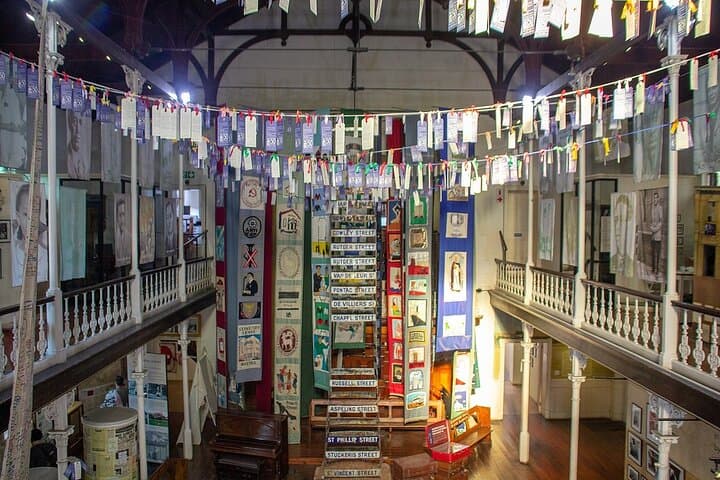 Cape Town live guided Urban Safari: Inner City Tour