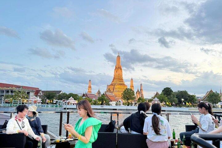 Bangkok: Yodsiam Sightseeing Cruise Snacks & Unlimited Beer