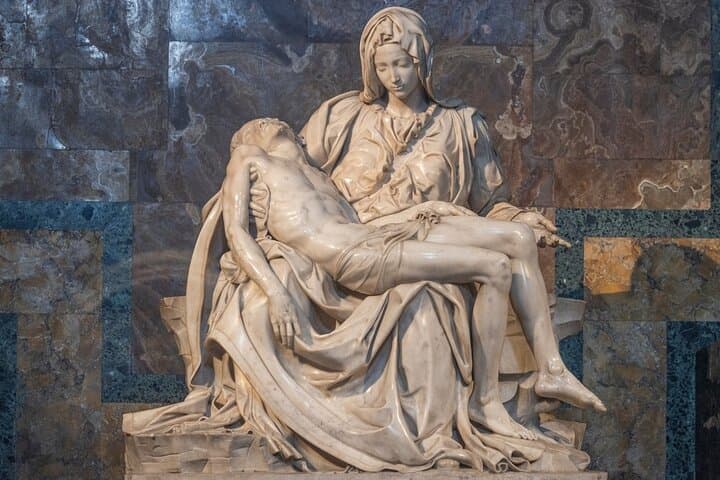 St Peter's Basilica with Audio Guide Fast Access and Papal Tombs