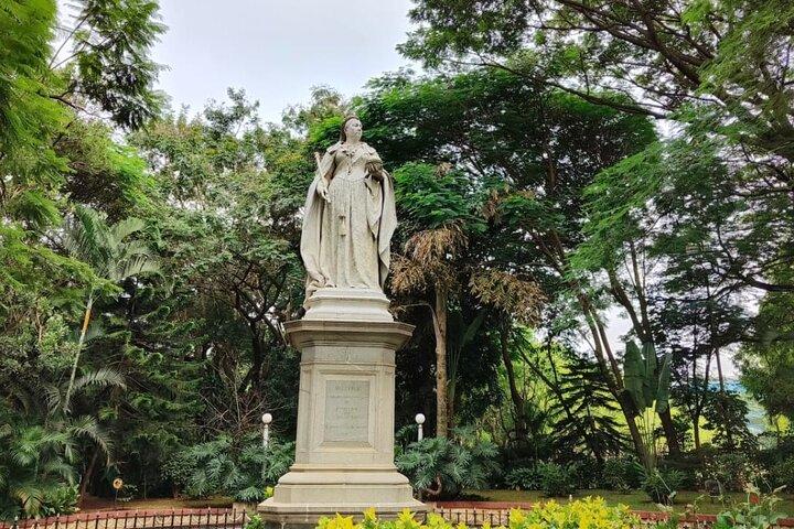 Cubbon Park Walking Tour and Explore Bangalore's Heritage