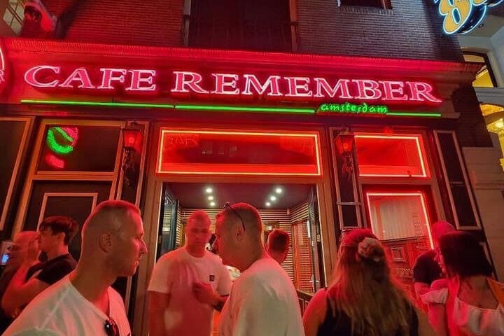 Private Hostess Bar Tour in Amsterdam Red Light District (3h)