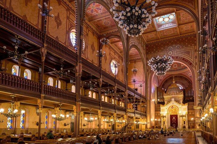 Skip-the-Line Dohány Street Synagogue Private Tour Budapest