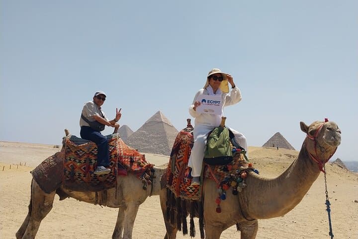 Half day tour to Giza Pyramids and Sphinx