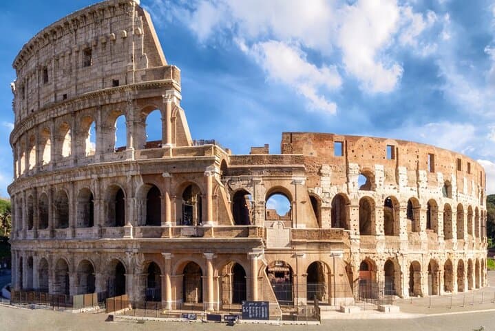 Rome: Colosseum Access with Official AI App & Arena Option