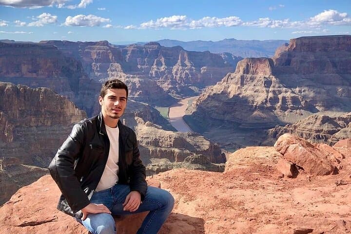 VIP Luxury Grand Canyon West and Hoover Dam with Skywalk