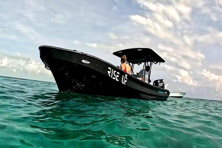 Snorkeling Tour at the Great Barrier Reef of Belize
