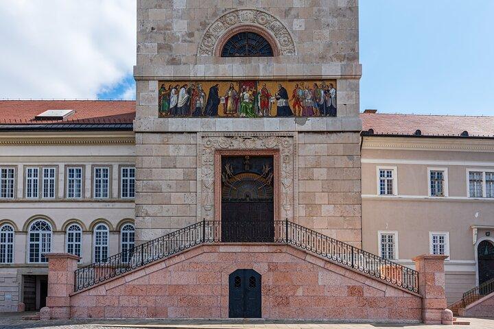 Budapest to Pannonhalma Archabbey Private Tour with Tickets