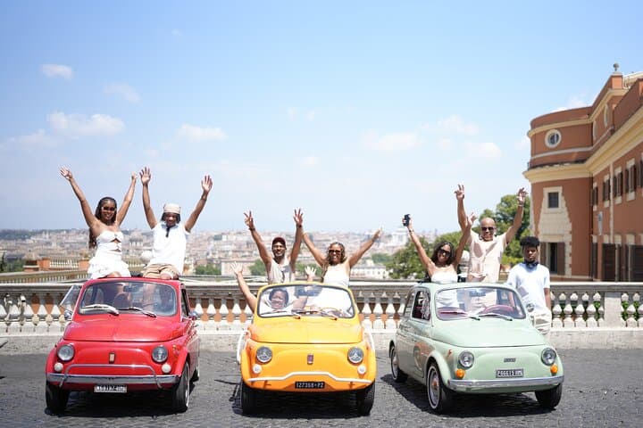 Rome Pro Photoshoot service include free transport FIAT 500