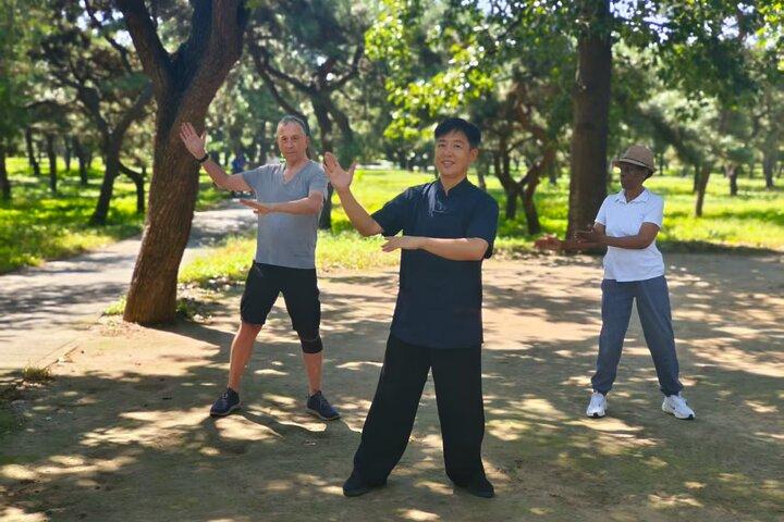 Tai Chi and Chinese Calligraphy Learning Class
