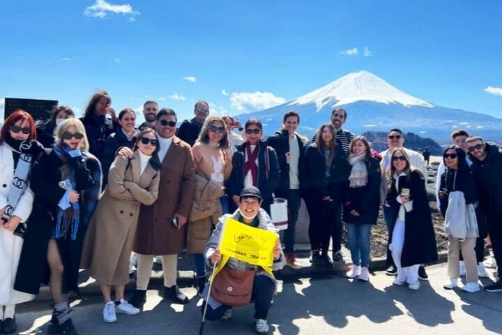 Mt. Fuji Tours with Kawaguchi Lake Ropeway View English Speaking