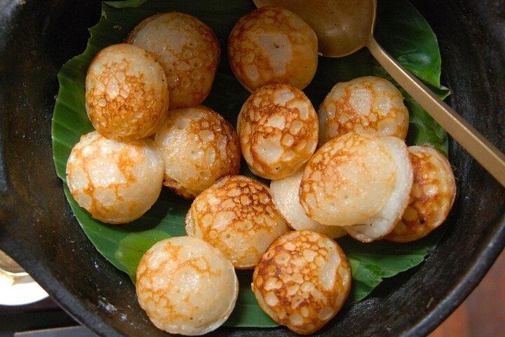 Luang Prabang Mekong Sunset Cruise and Night Market Private Tour