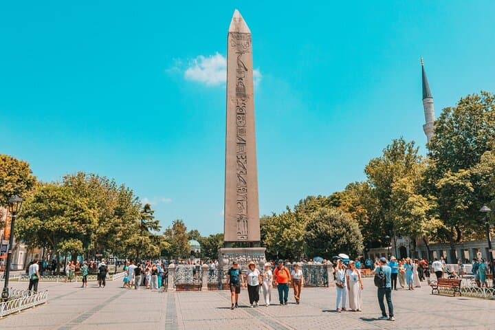 Istanbul: Blue Mosque, Hagia Sophia & opt. Cistern Tour