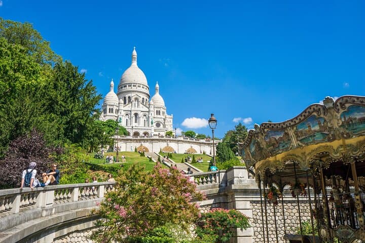 Paris Montmartre: 2-hour city tour in German
