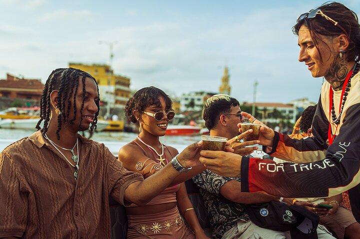 Golden Hours Cartagena: Sunset Boat Ride, Open Bar & Island Party