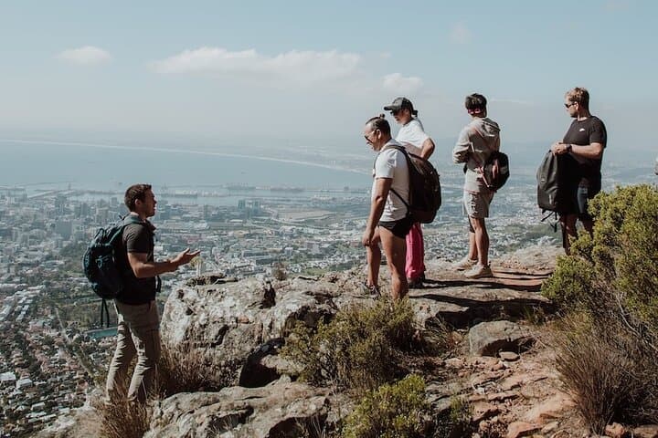 Cape Town: Platteklip Gorge Hike Cable Car down Table Mountain