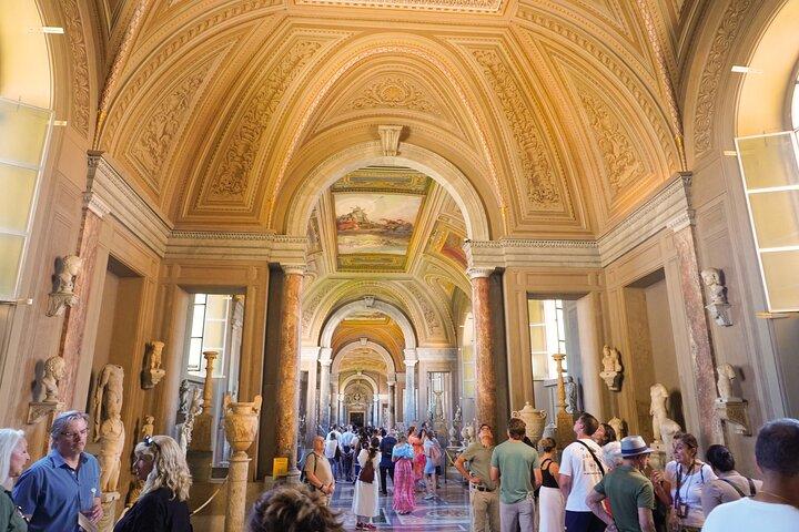 Vatican Museum and Sistine Chapel Semi-Private(Small Group) Tour